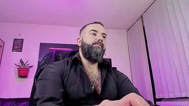 ChristophJules online show from 12.18.24