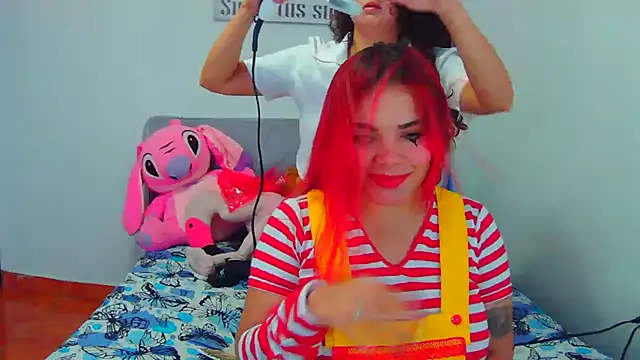 Snapshot of latin_bestshow chatting on 10.31.25 latin bestshow online show from 10.31.25