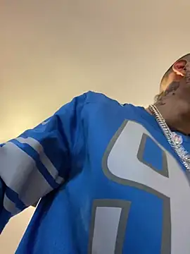 Snapshot of Prettyboiflaco chatting on 12.08.24 Prettyboiflaco online show from 12.08.24