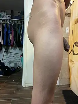 Snapshot of Prettyboiflaco chatting on 12.17.24 Prettyboiflaco online show from 12.17.24