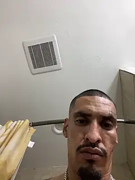 Snapshot of Prettyboiflaco chatting on 03.08.25 Prettyboiflaco online show from 03.08.25