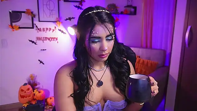 Isabella dior online show from 10.28.25