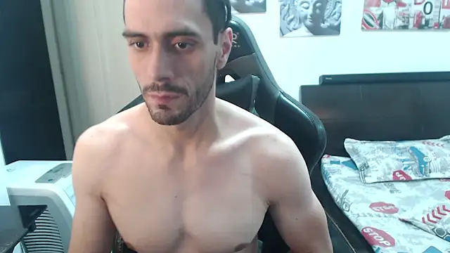 Snapshot of samuelgarcia_ chatting on 12.31.24 samuelgarcia online show from 12.31.24