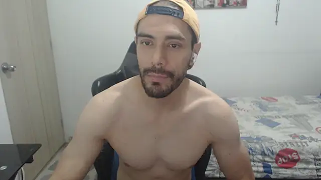 Snapshot of samuelgarcia_ chatting on 06.16.26 samuelgarcia online show from 06.16.26