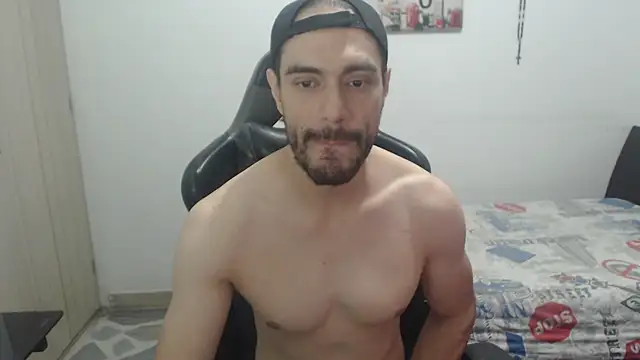 Snapshot of samuelgarcia_ chatting on 06.17.26 samuelgarcia online show from 06.17.26