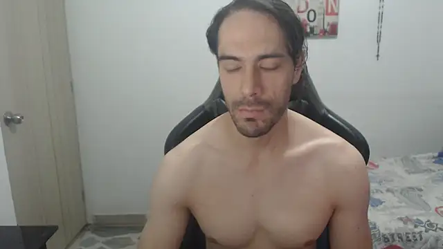 Snapshot of samuelgarcia_ chatting on 06.30.26 samuelgarcia online show from 06.30.26