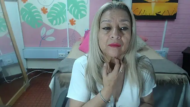 Snapshot of ZAMANTHA chatting on 05.07.26 ZAMANTHA online show from 05.07.26