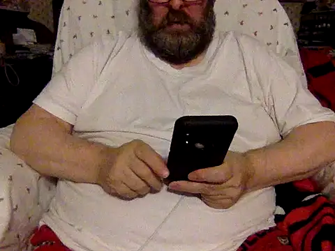 Snapshot of Drwhocares chatting on 12.03.24 Drwhocares online show from 12.03.24