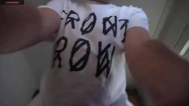 Snapshot of iliebetights chatting on 01.15.26 iliebetights online show from 01.15.26