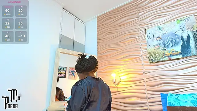 mia pineda online show from 09.08.25