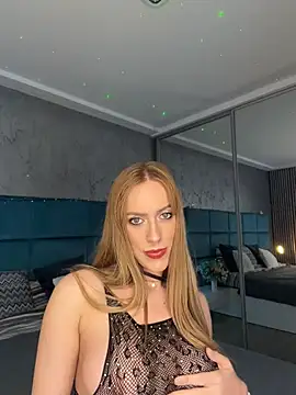 Snapshot of RockQueen_A chatting on 05.30.26 RockQueen A online show from 05.30.26