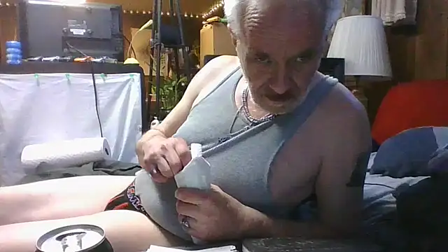 Makowboy online show from 09.18.25