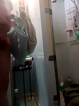 Makowboy online show from 11.20.25