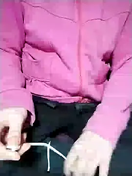 Snapshot of loveyou246 chatting on 01.10.25 loveyou246 online show from 01.10.25