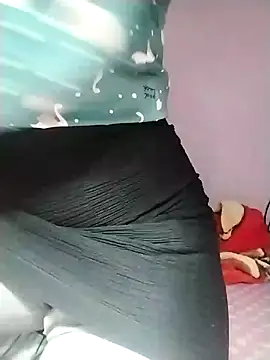 Snapshot of loveyou246 chatting on 01.22.25 loveyou246 online show from 01.22.25