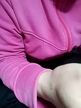 Snapshot of loveyou246 chatting on 02.19.25 loveyou246 online show from 02.19.25