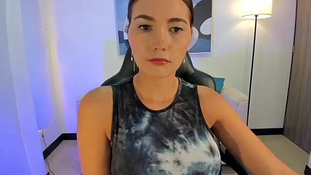 SaraParker  online show from 09.25.25