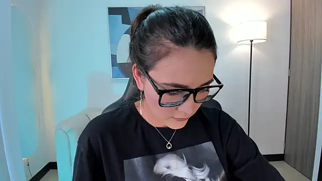 Snapshot of SaraParker_ chatting on 07.14.26 SaraParker online show from 07.14.26