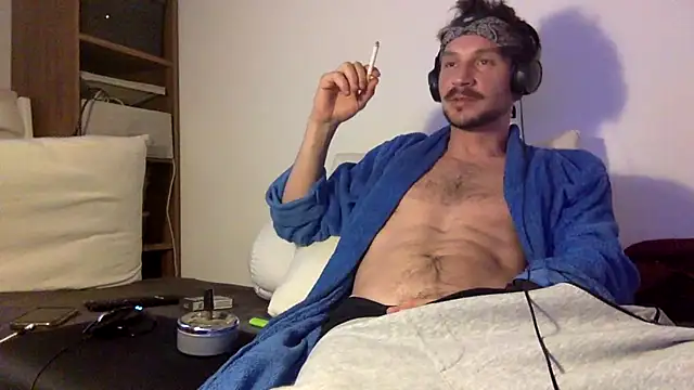 Snapshot of Johndoes_sexy chatting on 05.04.26 Johndoes sexy online show from 05.04.26