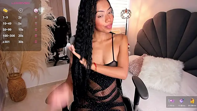 Snapshot of ashley_23_ chatting on 12.15.24 ashley 23 online show from 12.15.24