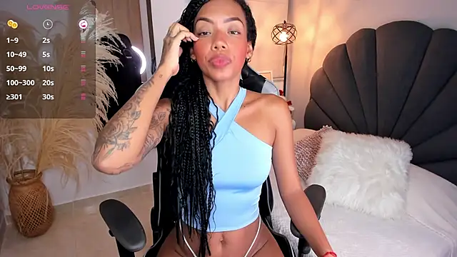 Snapshot of ashley_23_ chatting on 12.15.24 ashley 23 online show from 12.15.24