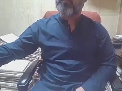 Snapshot of hairymaster95 chatting on 11.17.25 hairymaster95 online show from 11.17.25