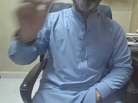 Snapshot of hairymaster95 chatting on 12.15.25 hairymaster95 online show from 12.15.25