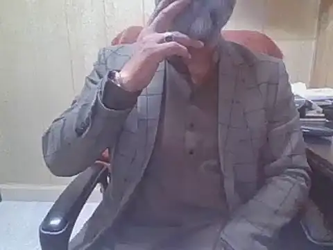 Snapshot of hairymaster95 chatting on 02.13.26 hairymaster95 online show from 02.13.26