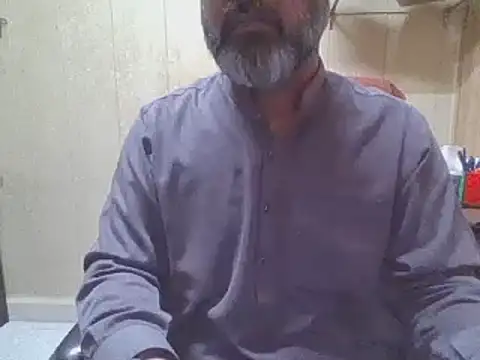 Snapshot of hairymaster95 chatting on 03.18.26 hairymaster95 online show from 03.18.26