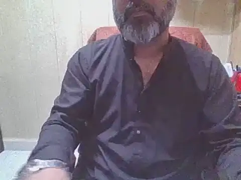 Snapshot of hairymaster95 chatting on 03.19.26 hairymaster95 online show from 03.19.26