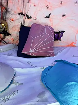 Violeta Goddess online show from 10.27.25