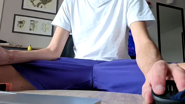 Snapshot of smokenstrokex chatting on 01.18.25 smokenstrokex online show from 01.18.25