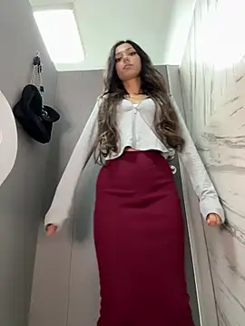  MiaQueen  online show from 03.31.26