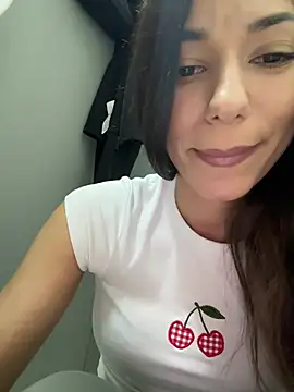  MiaQueen  online show from 04.18.26