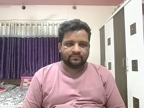 Snapshot of dhruv_love chatting on 05.17.26 dhruv love online show from 05.17.26
