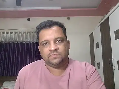 Snapshot of dhruv_love chatting on 06.01.26 dhruv love online show from 06.01.26