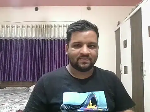 Snapshot of dhruv_love chatting on 06.18.26 dhruv love online show from 06.18.26