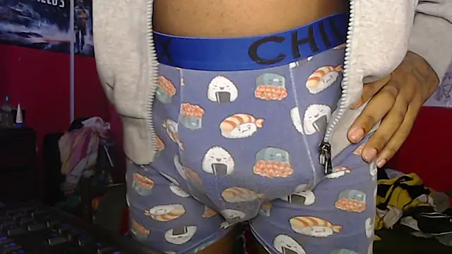 Snapshot of longdickservice chatting on 02.08.25 longdickservice online show from 02.08.25