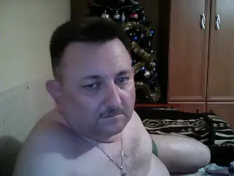 Snapshot of Novy73 chatting on 12.22.25 Novy73 online show from 12.22.25