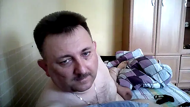 Snapshot of Novy73 chatting on 05.05.26 Novy73 online show from 05.05.26