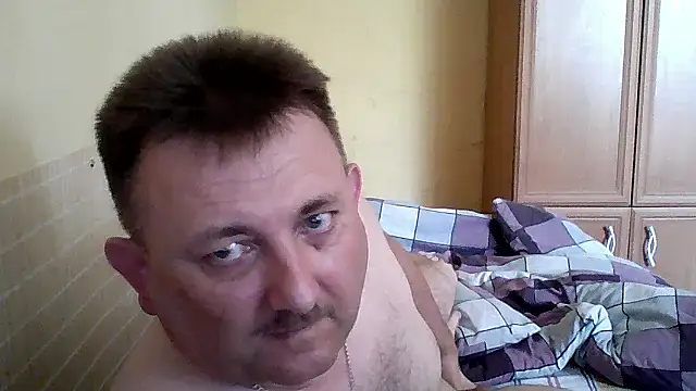 Snapshot of Novy73 chatting on 06.29.26 Novy73 online show from 06.29.26