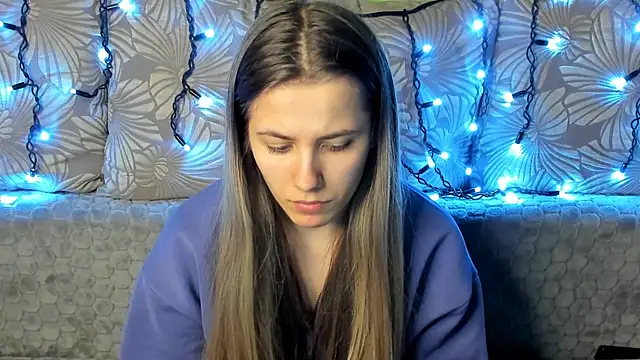 MaggieCake online show from 12.14.24