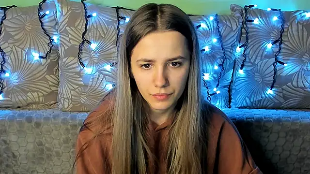 MaggieCake online show from 12.30.24