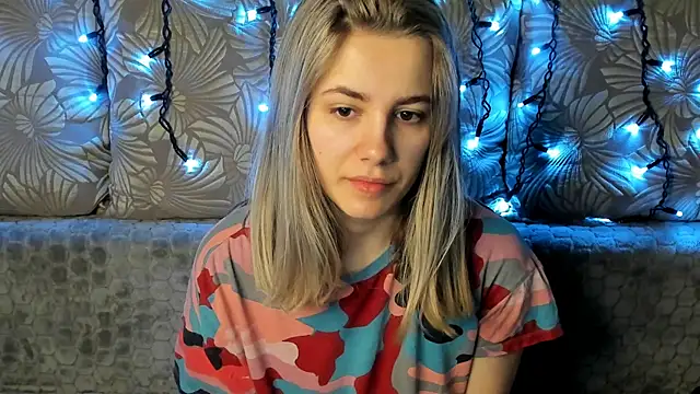 MaggieCake online show from 03.07.25