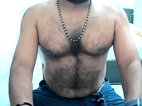 Snapshot of VINU26BLR chatting on 11.23.25 VINU26BLR online show from 11.23.25