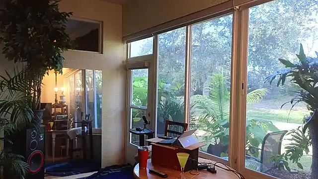 Snapshot of eliberator1777 chatting on 01.16.25 eliberator1777 online show from 01.16.25