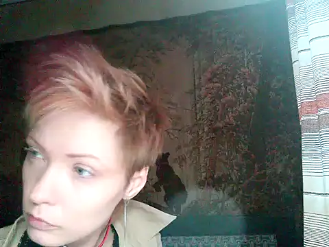 Snapshot of WildMissNiks chatting on 01.27.25 WildMissNiks online show from 01.27.25