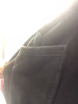 Snapshot of 69RIPsta69 chatting on 03.18.25 69RIPsta69 online show from 03.18.25