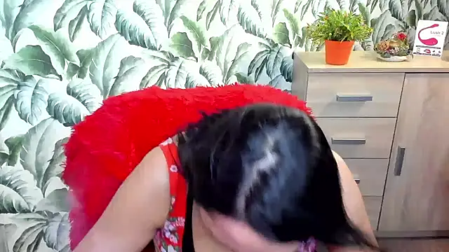 Snapshot of Ellennaughty chatting on 01.10.25 Ellennaughty online show from 01.10.25