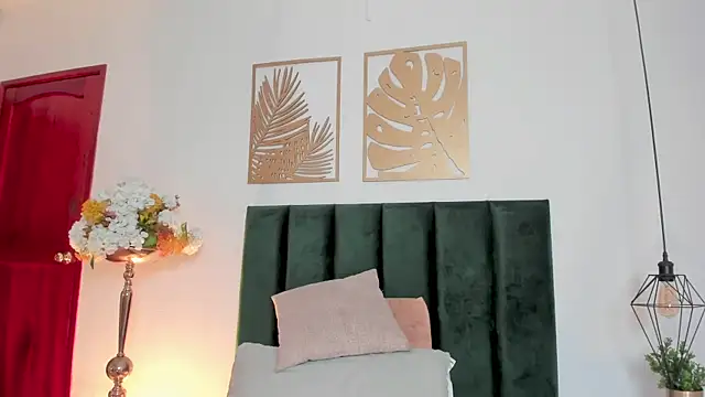 Snapshot of Christy_Sea chatting on 01.16.25 Christy Sea online show from 01.16.25